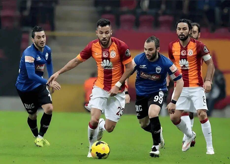 【欧冠】法兰克福VS加拉塔萨雷:德甲硬骨激斗土超雄狮,魔鬼主场迎战星月火力