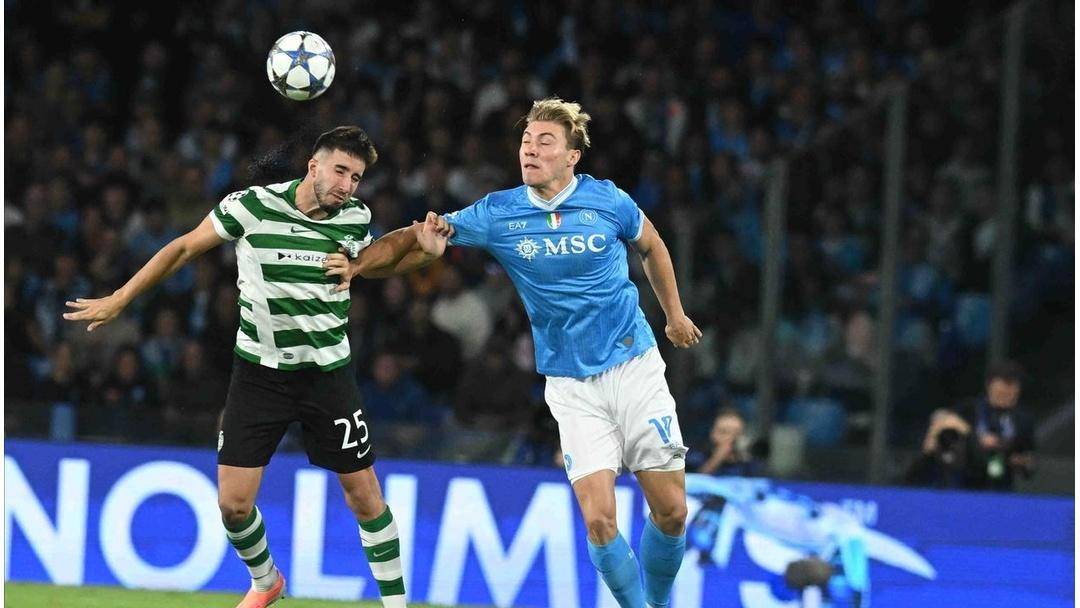 那不勒斯欧冠逆转,德布劳内助攻亮眼,霍伊伦梅开二度