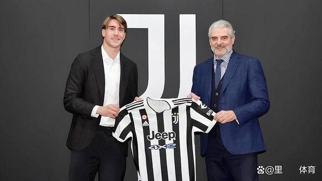 意甲第一高薪射手思考离队:合约即将结束,曼联蓝军拜仁想要签他